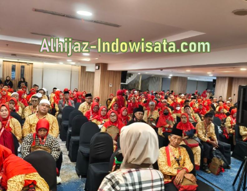 Paket Umroh September 2025 Bersama Alhijaz Indowisata – Perjalanan Ibadah Nyaman & Berkesan