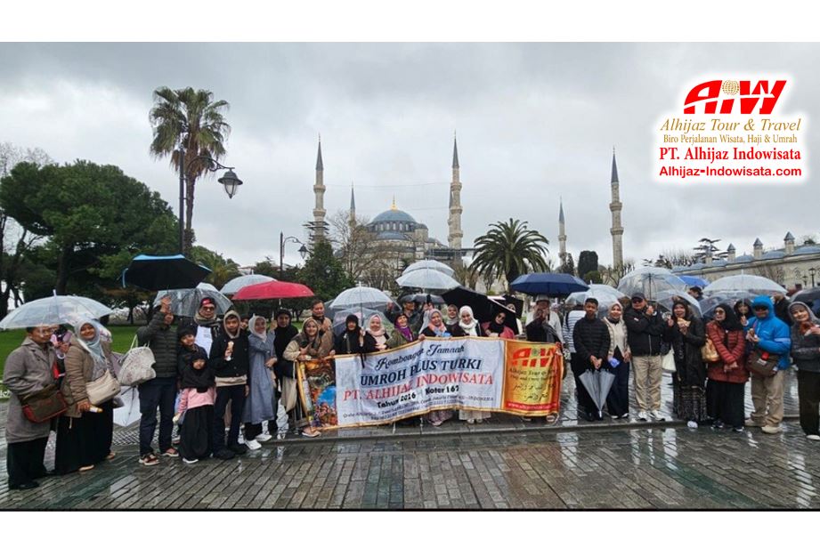 10 TRAVEL UMROH TERBAIK